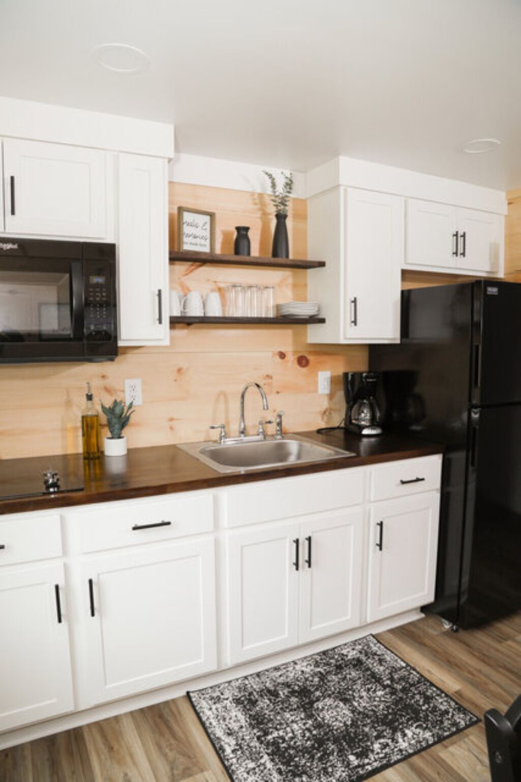 The Firefly Cottage - Hartman Center