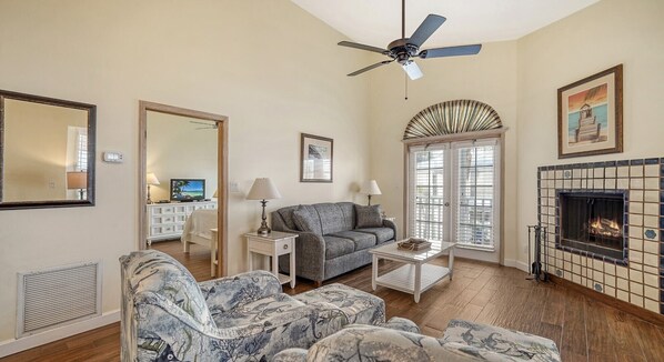 Caminetto, tavolo da ping pong