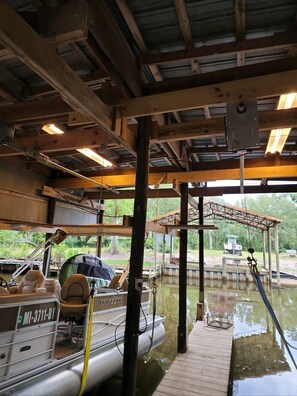 Fitness facility - Updated home with water access and boat lift. (Fairhope)