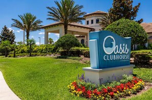 Property grounds - Luxury Champions Gate Condo, Resort-Style Retreat (Four Corners)