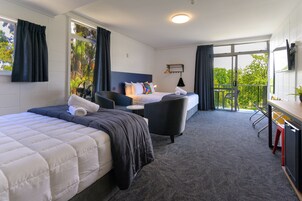 Twin Studio (2 Queen Beds) & Ensuite bathroom | Laptop workspace, free cribs/infant beds, free WiFi, bed sheets