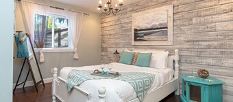 2 Bedroom Suite @ Shawnigan Suite Bed and Breakfast