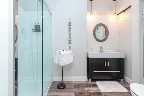 Shower, hair dryer, towels, soap -  2 Bedroom Suite @ Shawnigan Suite Bed and Breakfast (Shawnigan Lake)