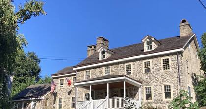 Colonial Home, Living History
