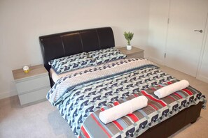 Apartment, 1 Queen Bed