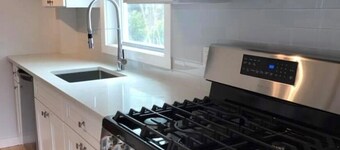 Cottage in Westhampton Beach; Walk & Bike to Town & Beaches