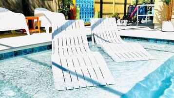 Piscine extérieure, piscine chauffée