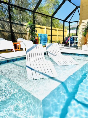 Outdoor pool, a heated pool