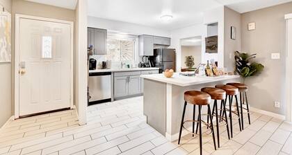 6x2 - Luxury House - 5mins to the Strip w/ Pool and Spa plus Billiard Table