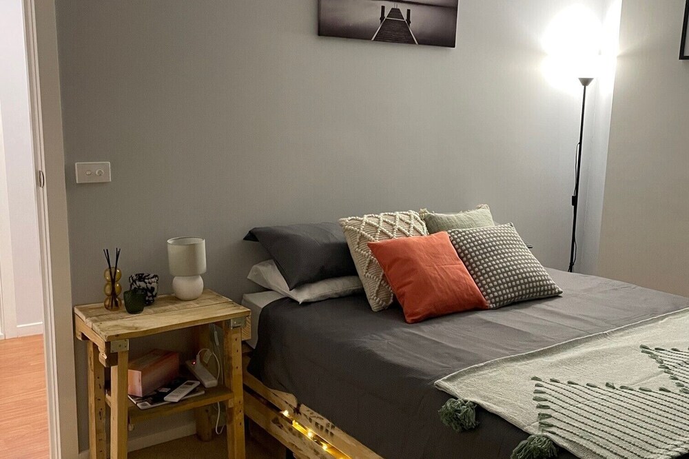 AirBnB boasts a clean & homely feeling, fully private bathroom and bedroom.