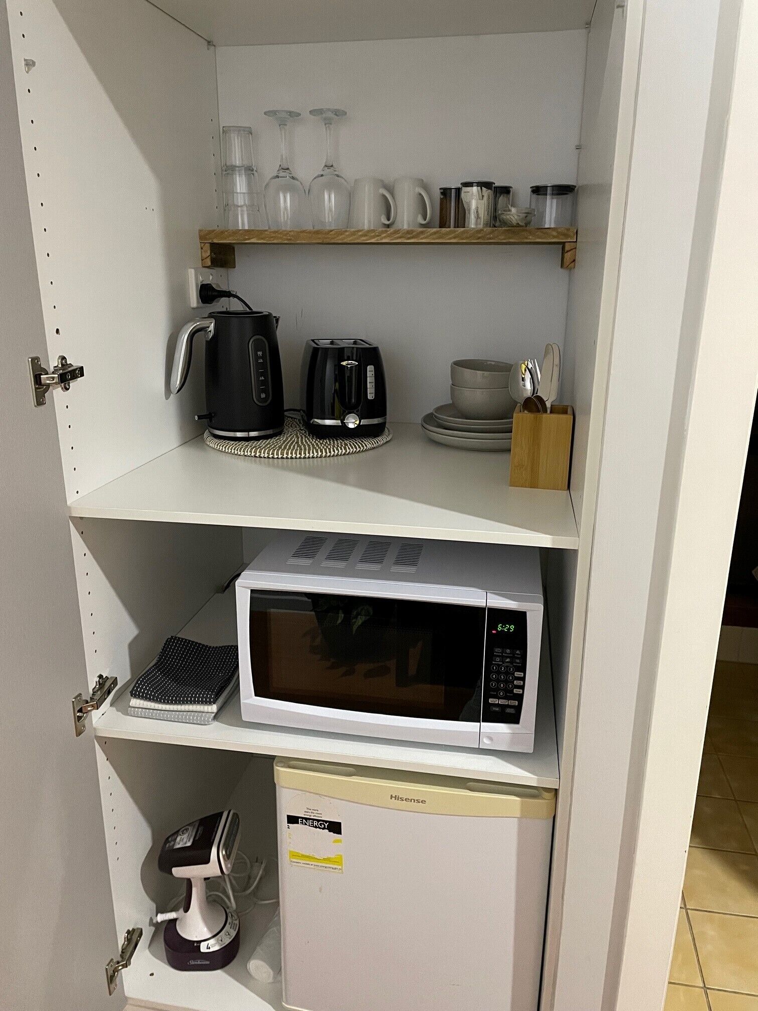 AirBnB boasts a clean & homely feeling, fully private bathroom and bedroom.