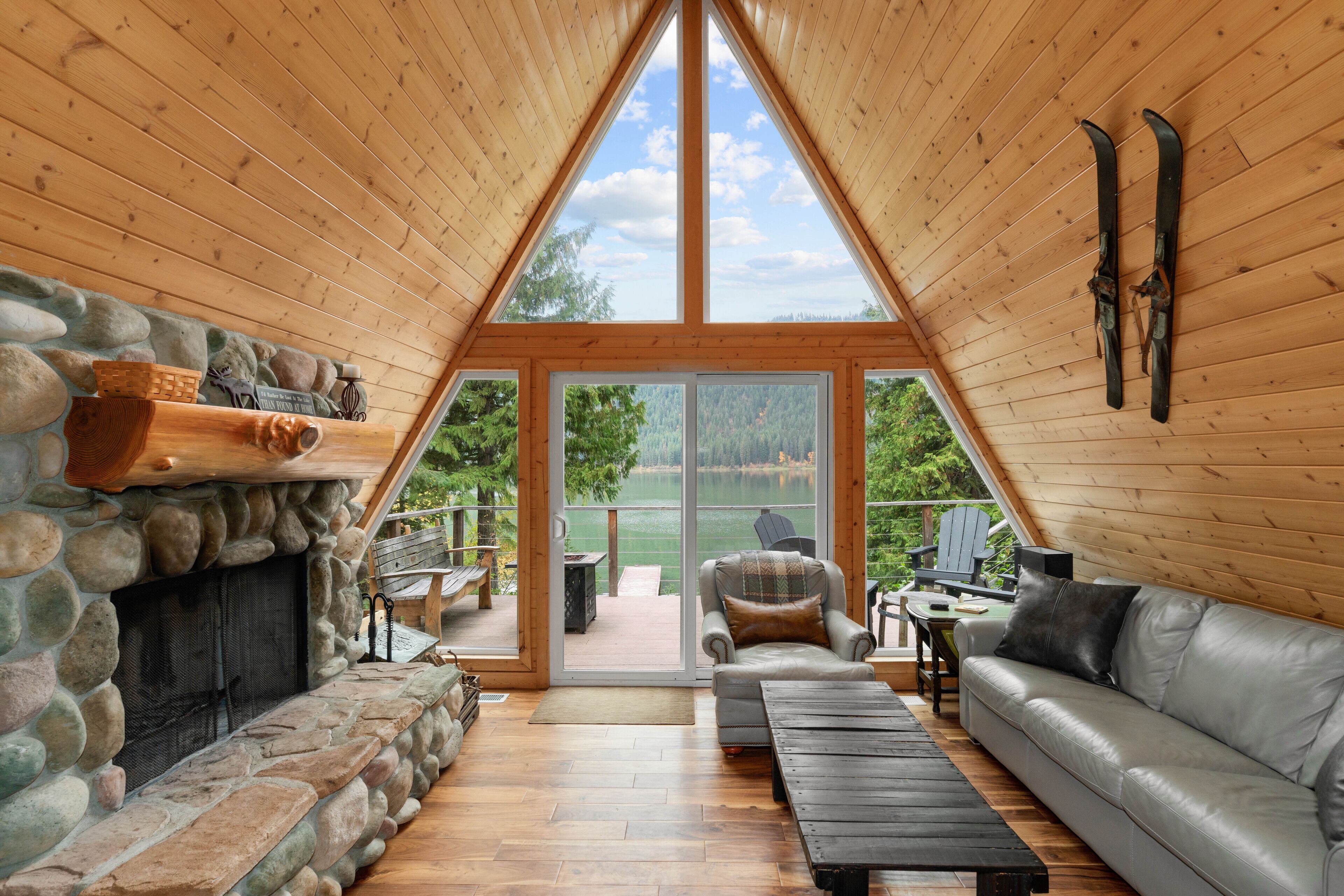 Eagle's Nest - Waterfront on Fish Lake