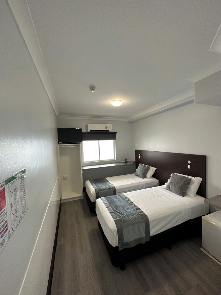 DCH on Mitchell by null