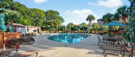 Una piscina cubierta