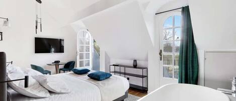 1 chambre, fer et planche à repasser, Wi-Fi, draps fournis