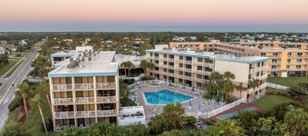 Beachfront Resort, Balcony, Newly Updated