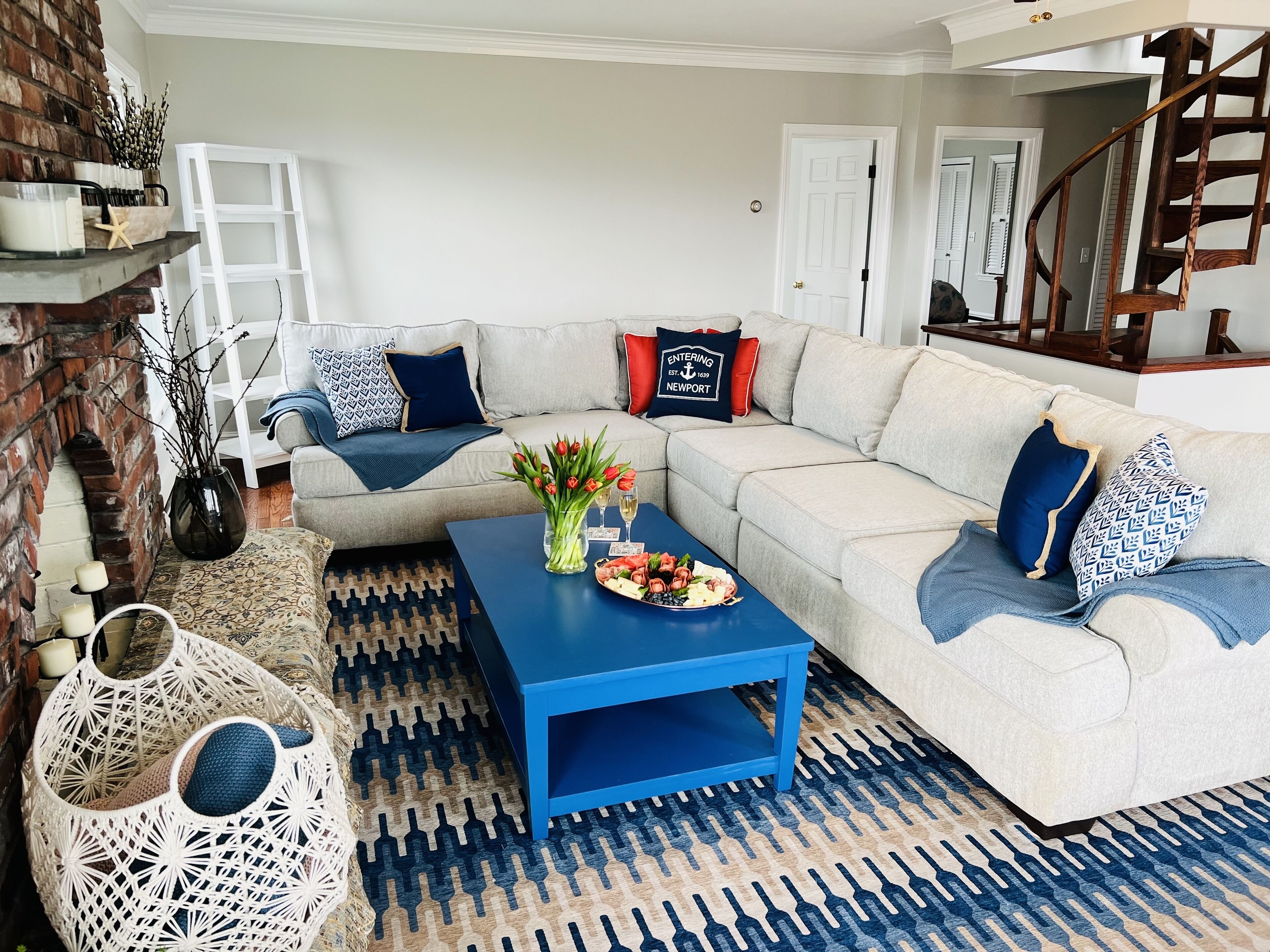 The Mermaid’s Cottage- private beach included!