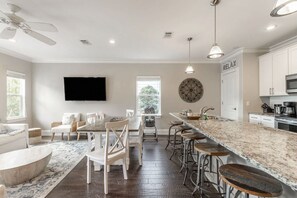 Fridge, microwave, oven, stovetop - 5 MIN WALK TO BEACH & DINING, PRIVATE POOL, 5 BEDROOM, LUXURY (Santa Rosa Beach)