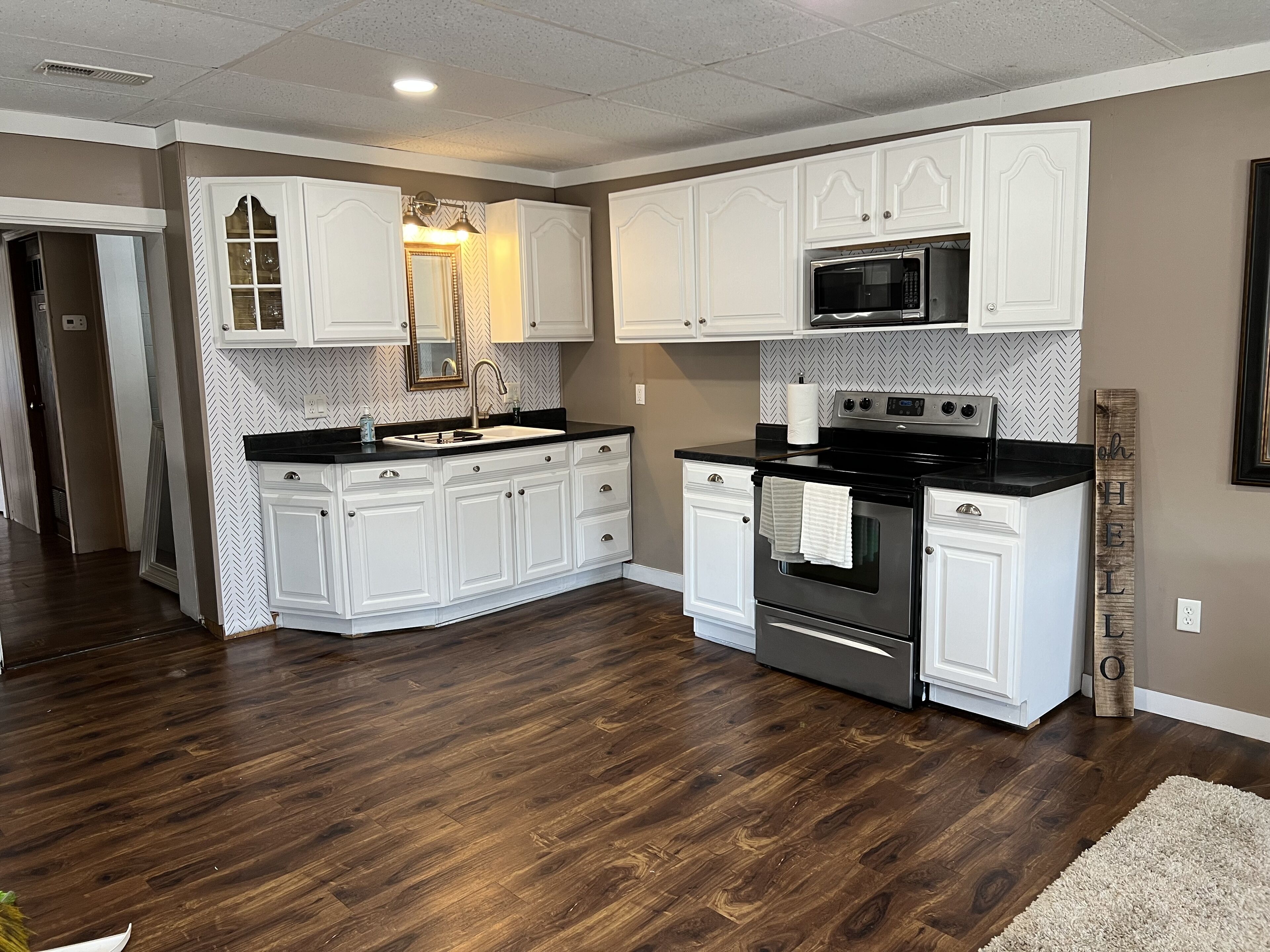 Historic Downtown 1st Floor Flat