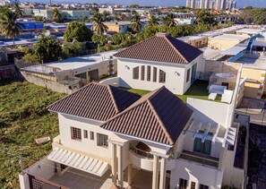 Exterior - Luxury, Classy Private House In Santo Domingo (Santo Domingo Este)