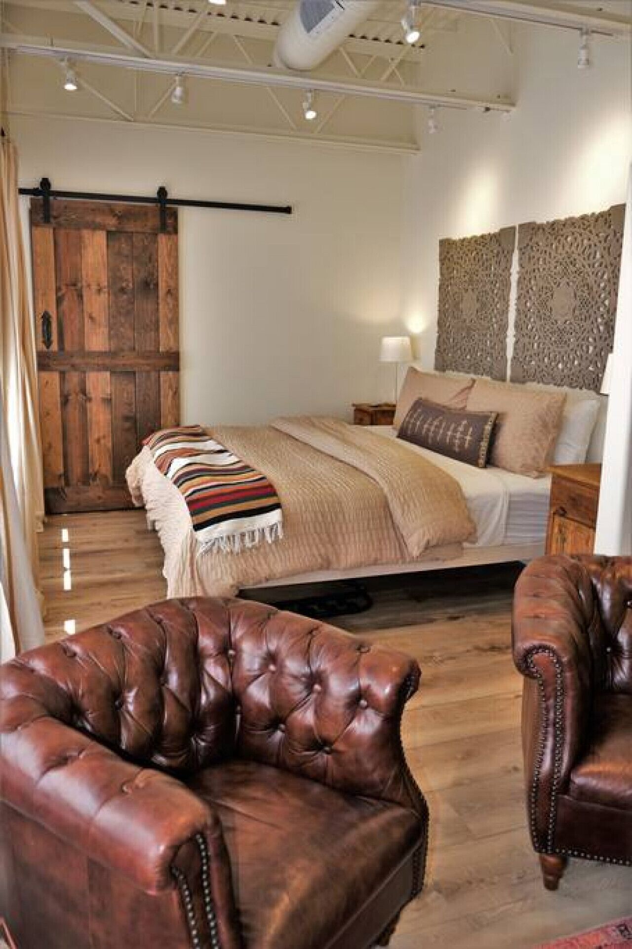 101 W Marcy 203 · View Loft Near Historic Plaza