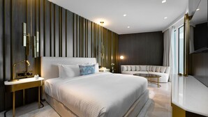 Unclassified image, 2 of 15, button - Glamourous Apt w Sea Views at Five Palm (Dubai)