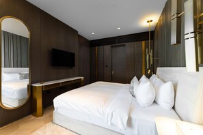 Room - Glamourous Apt w Sea Views at Five Palm (Dubai)