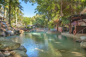 Pool - [Holiday Apartment] In Ramada Resort- Port Douglas (Port Douglas)
