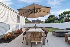 Outdoor dining - THE Pro Football HOF  Home (Canton)