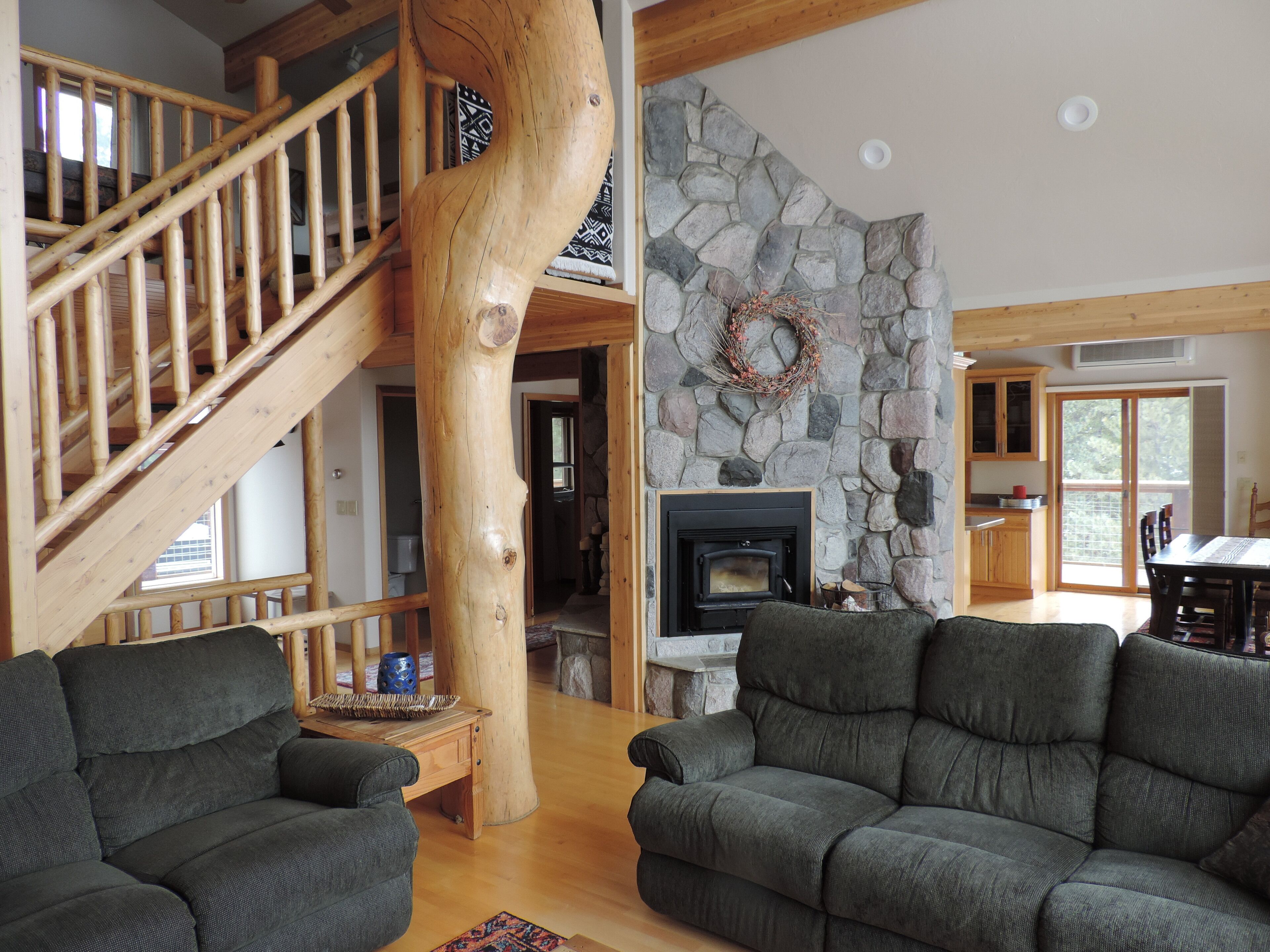 Cedar Cabin with Mountain View’s