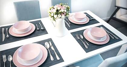 Brand New Furniture / Stylish Decor / 3 Bedrooms