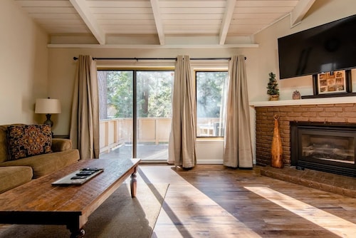 321 - Lovely 3BR Condo near Diamond Peak & Beaches