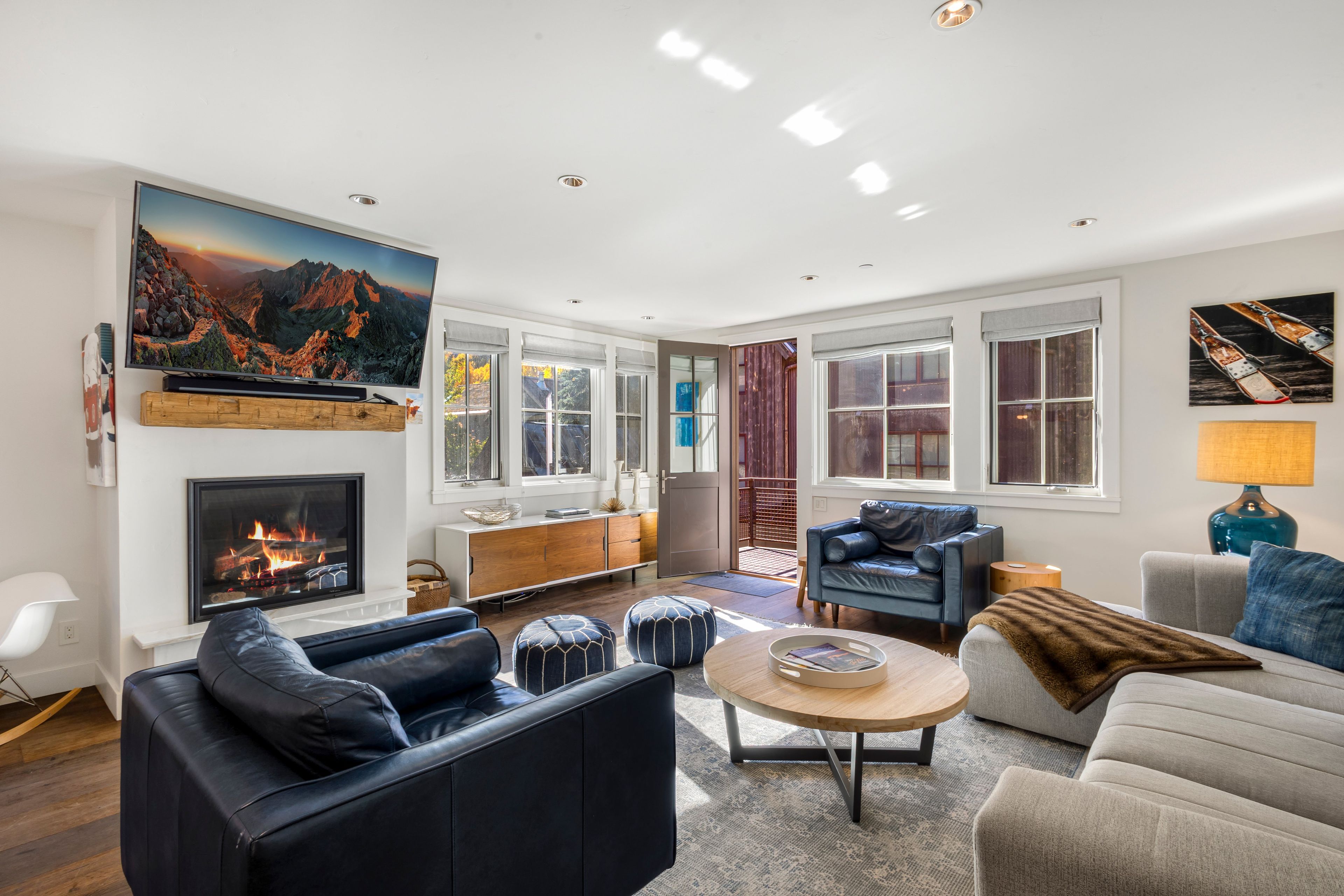 Welcome to your Telluride getaway! Relax and unwind in this beautiful mountain home..