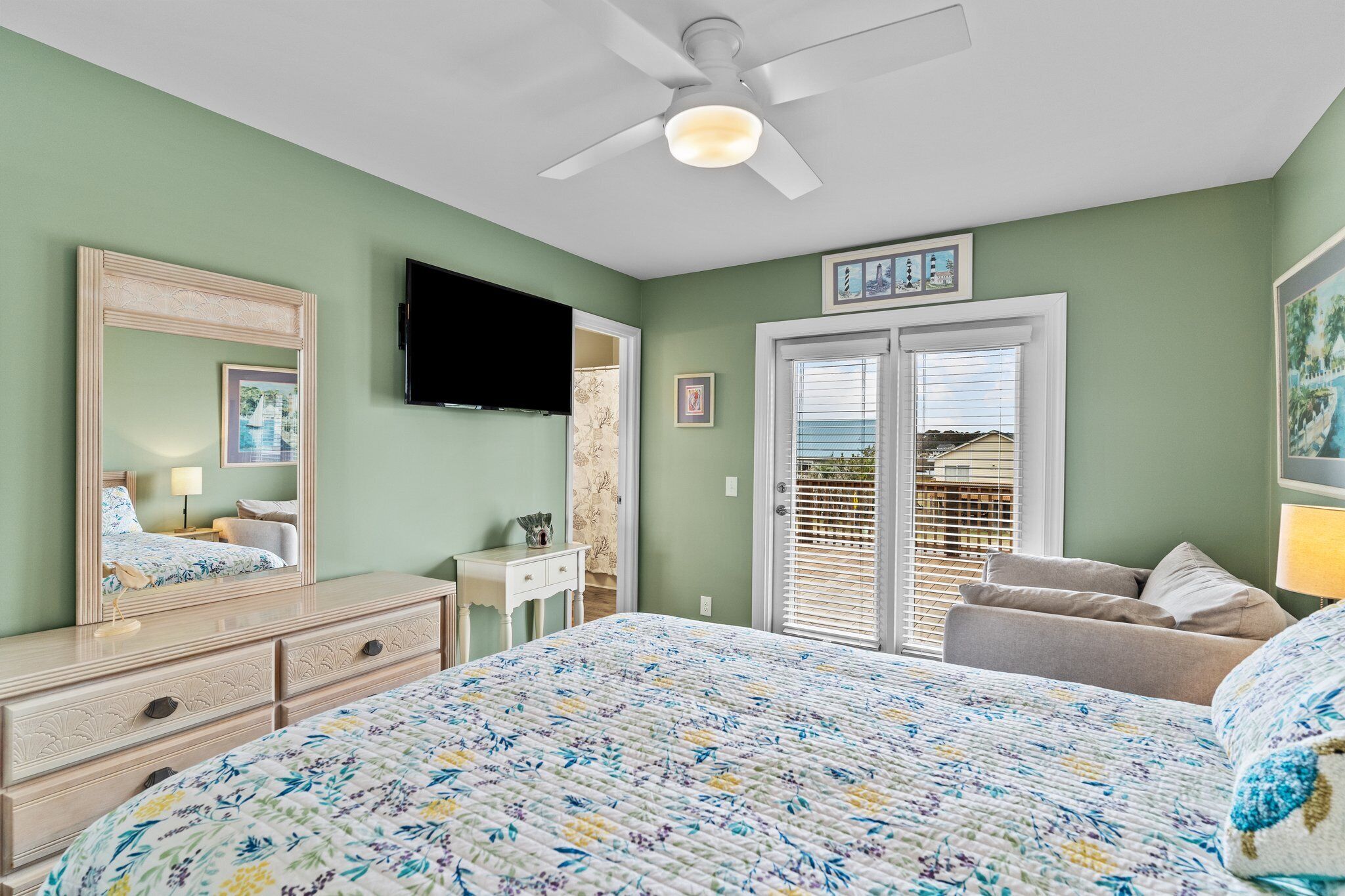 2nd Row w/ Ocean and Marsh Views near Pier Pet friendly!