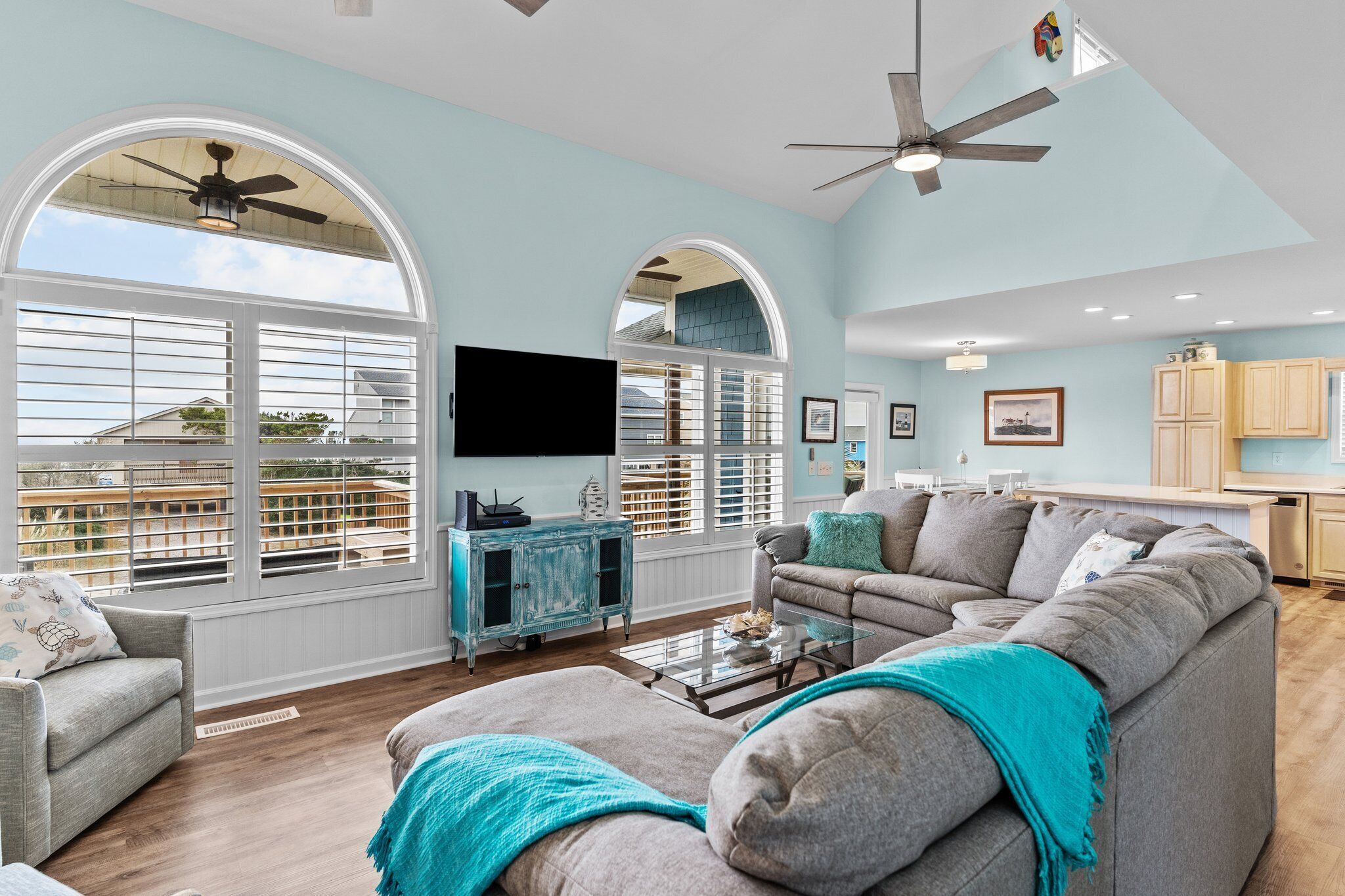 2nd Row w/ Ocean and Marsh Views near Pier Pet friendly!