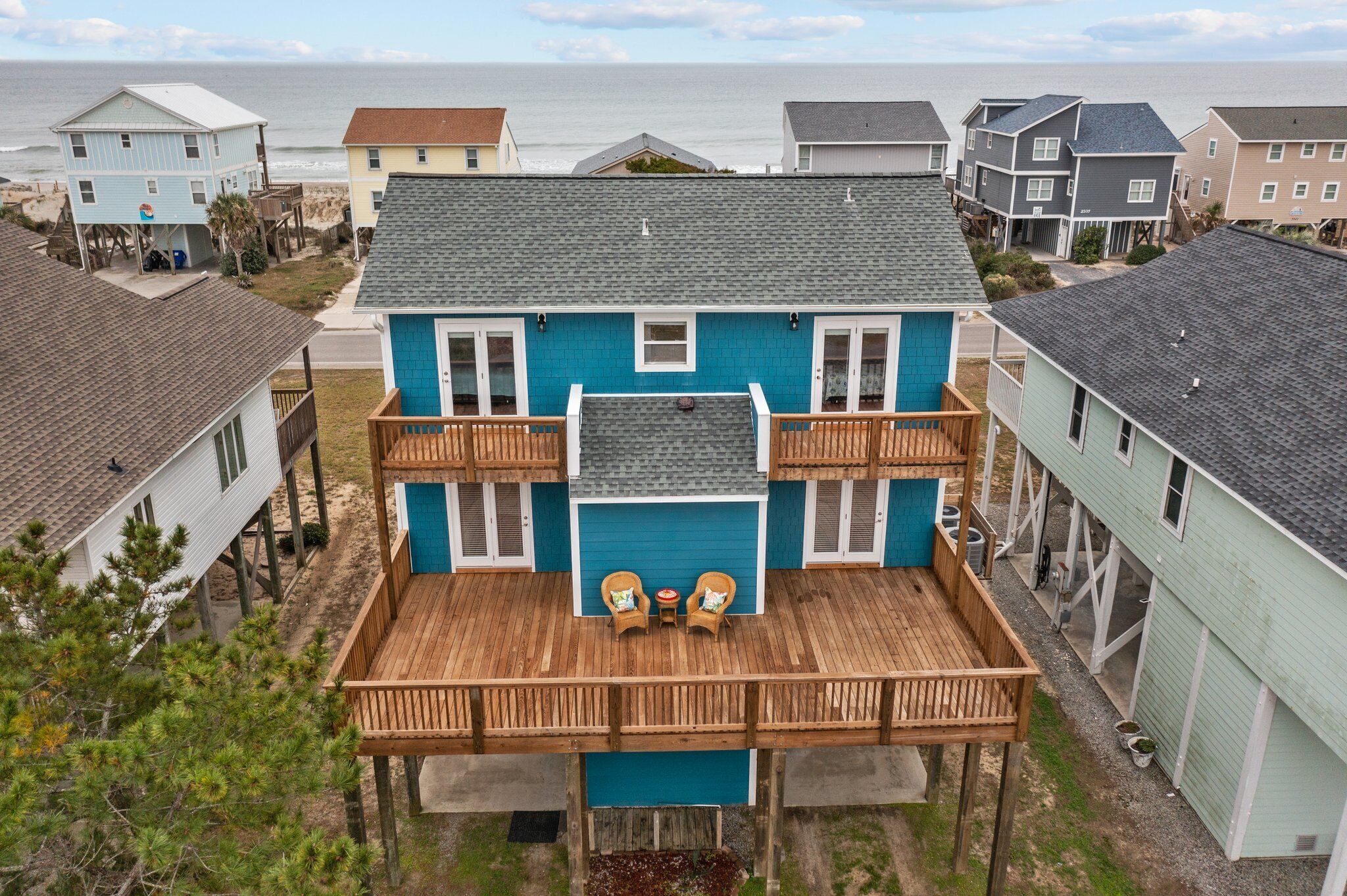 2nd Row w/ Ocean and Marsh Views near Pier Pet friendly!