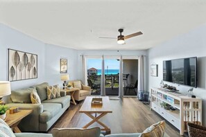 Smart TV, offices - Amalfi Coast Resort A410 (Miramar Beach)