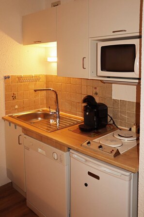 Réfrigérateur, lave-vaisselle