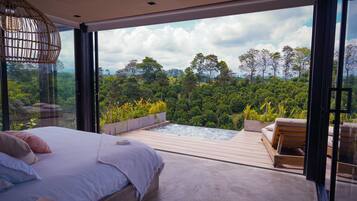 1 bedroom, Egyptian cotton sheets, premium bedding, down comforters