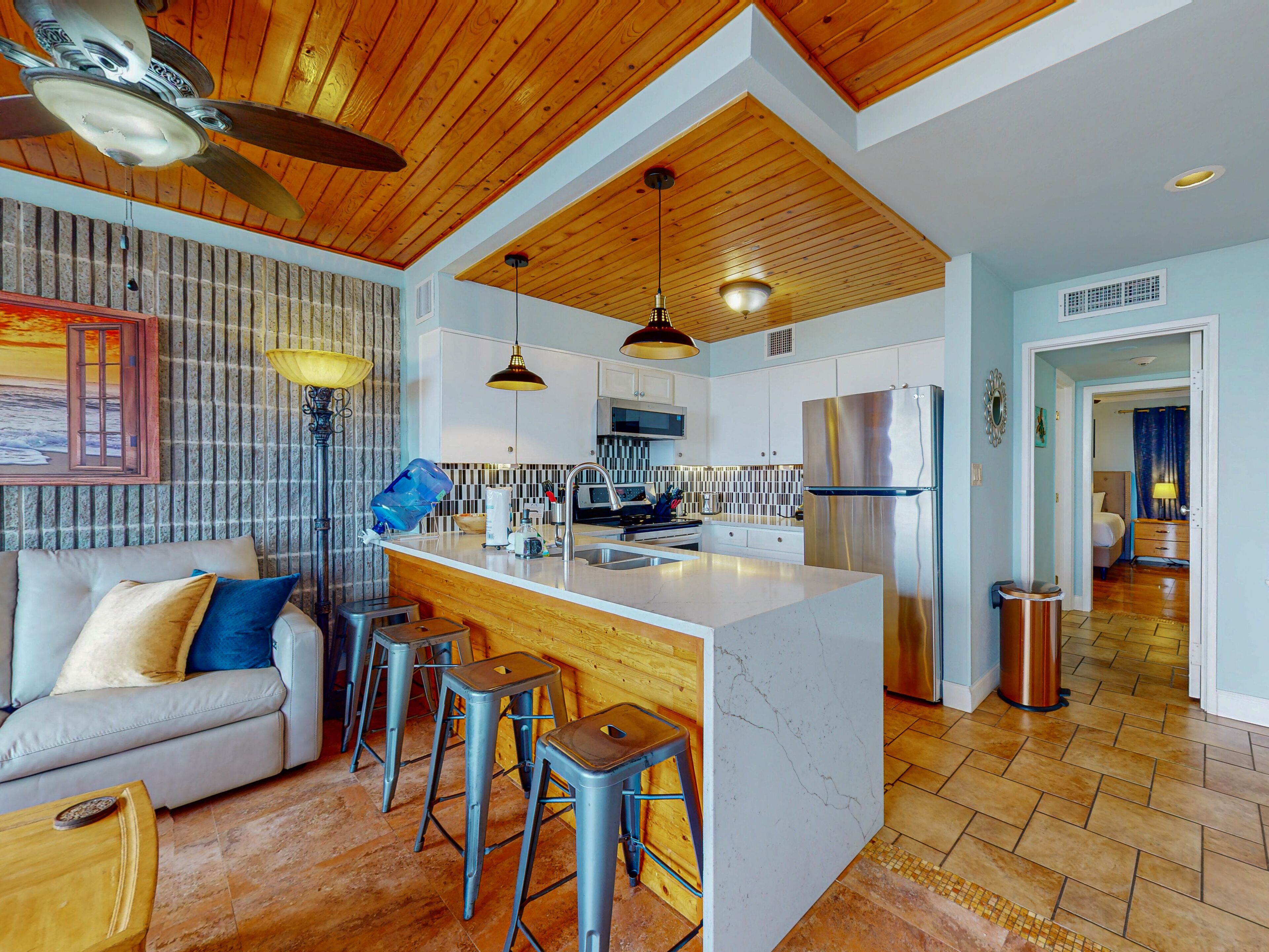 MP217 Gulf view condo with Boardwalk to Beach