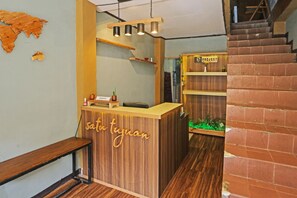 Interior - OYO 92088 171 Inn (Bogor)
