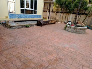 Flat-screen TV - Summer Cottage Apartel (Bangkok)