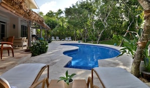 Villa, Smoking