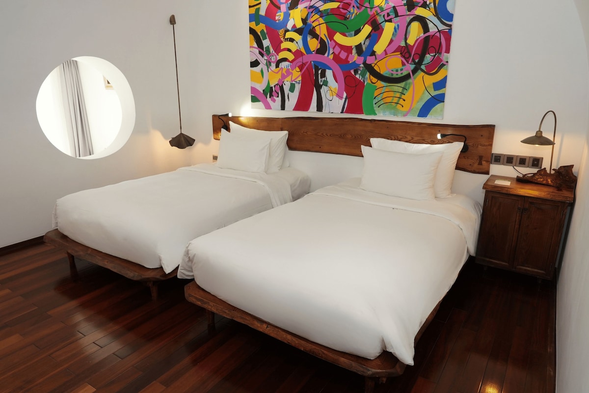 Suite, 2 lits une place (Tropica) | Minibar, coffres-forts dans les chambres, bureau, chambres insonorisées