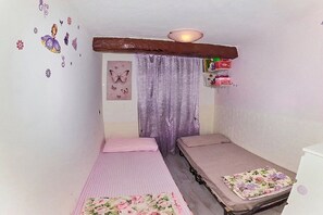 2 habitaciones, wifi gratis y ropa de cama 