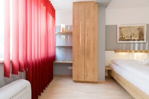 1 Schlafzimmer, Schreibtisch, Bügeleisen/Bügelbrett, WLAN