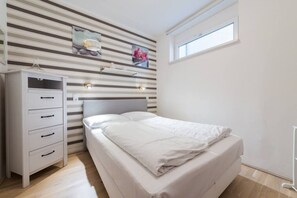 2 chambres, bureau, fer et planche à repasser, Wi-Fi