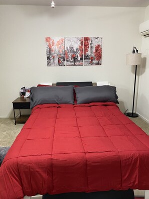 1 bedroom, iron/ironing board, WiFi, bed sheets