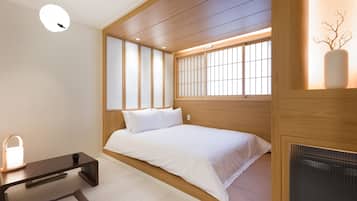 Private Double Room | Soundproofing, free WiFi, bed sheets