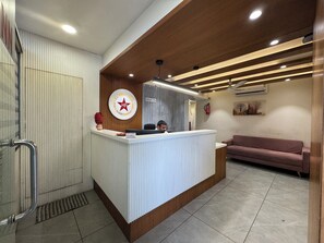 Reception - Hotel Pratham Inn  (Ahmedabad)